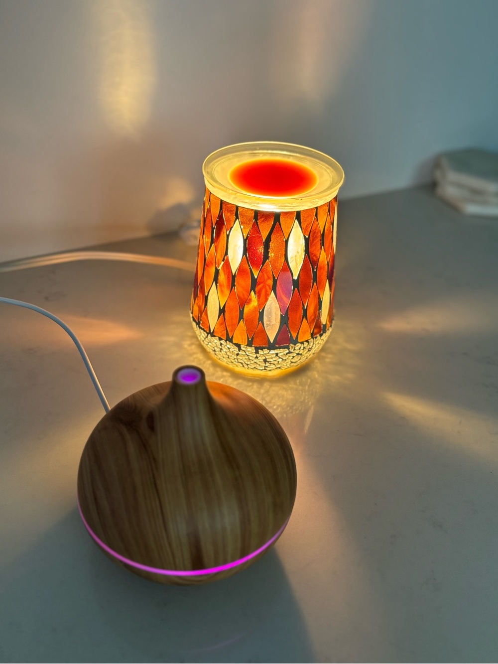 Scentsy Wax Warmer and Essential oil diffuser